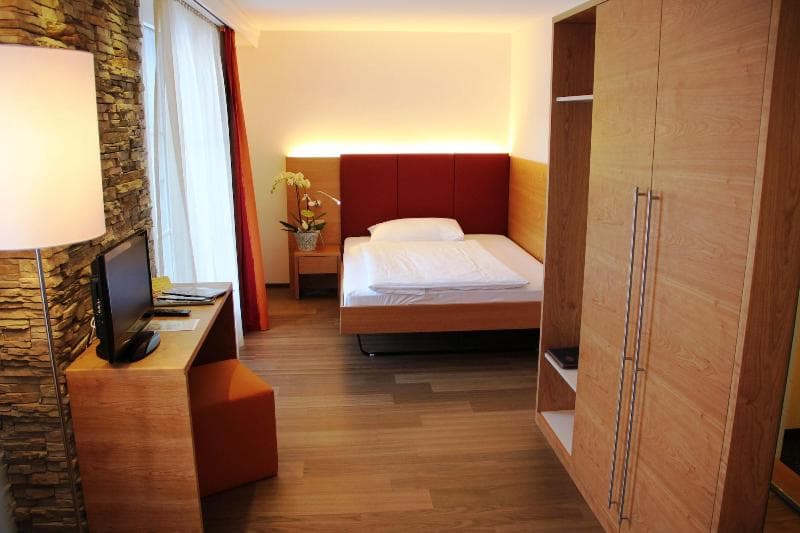 Parkhotel Schoenegg 5