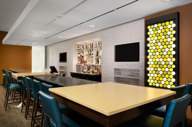 Aviator Hotel & Suites, BW Signature Collection