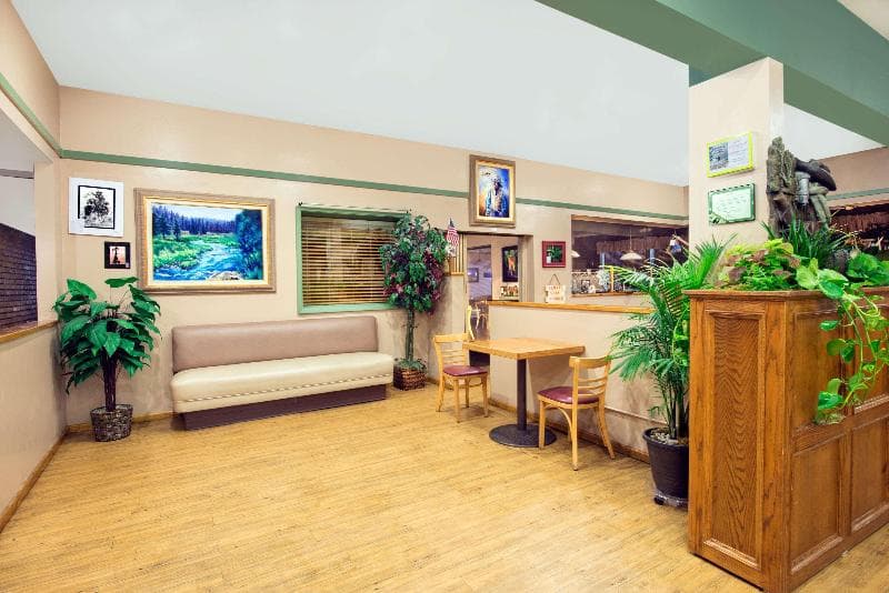 Days Inn by Wyndham Show Low 2