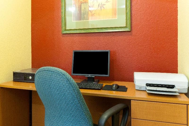 Days Inn By Wyndham San Antonio At Palo Alto 3