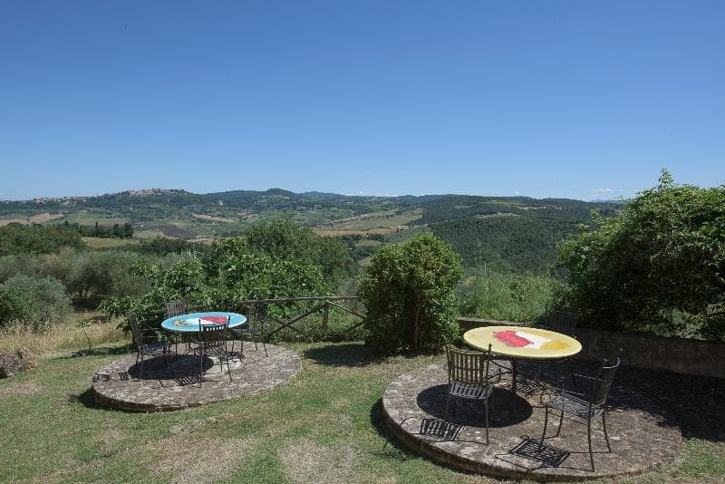 La Chiusa main