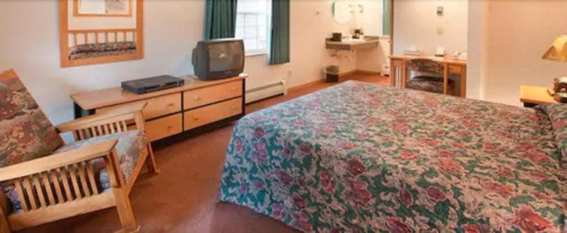 Harborview Inn 5