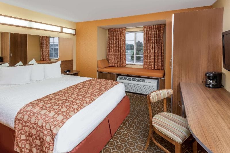 Microtel Inn & Suites by Wyndham South Bend/at Notre Dame photo 1