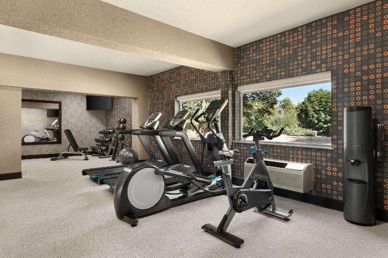 La Quinta Inn & Suites by Wyndham Salem OR 2