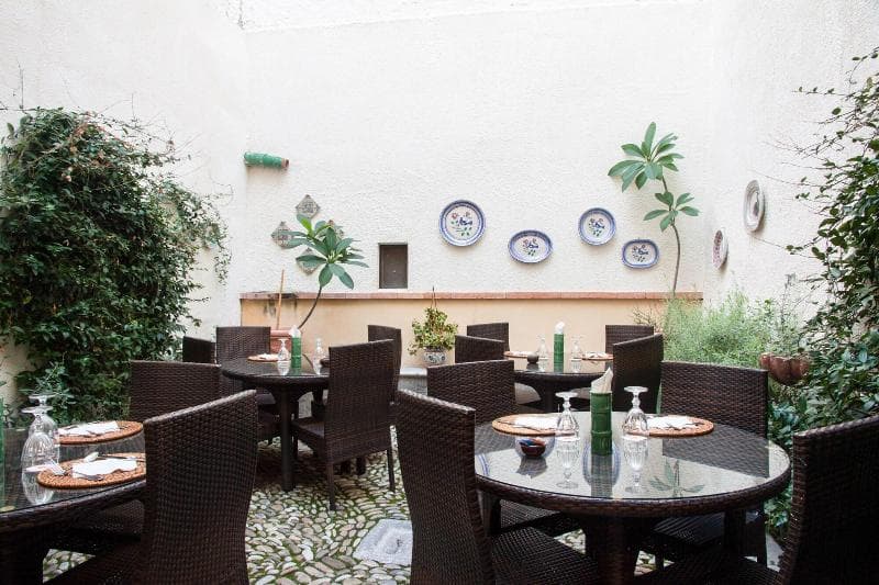 La Plumeria Hotel 5