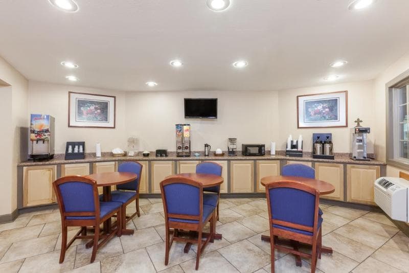 Knights Inn Searcy photo 1