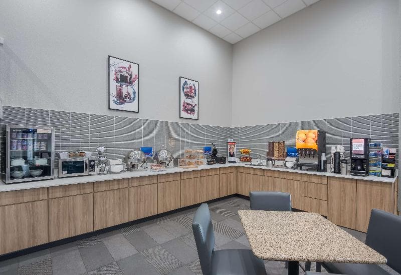 Best Western Fort Wayne I-69 North 3