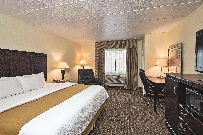 Best Western Fort Wayne I-69 North 4