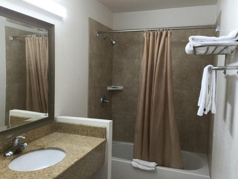 Escondido Inn photo 1