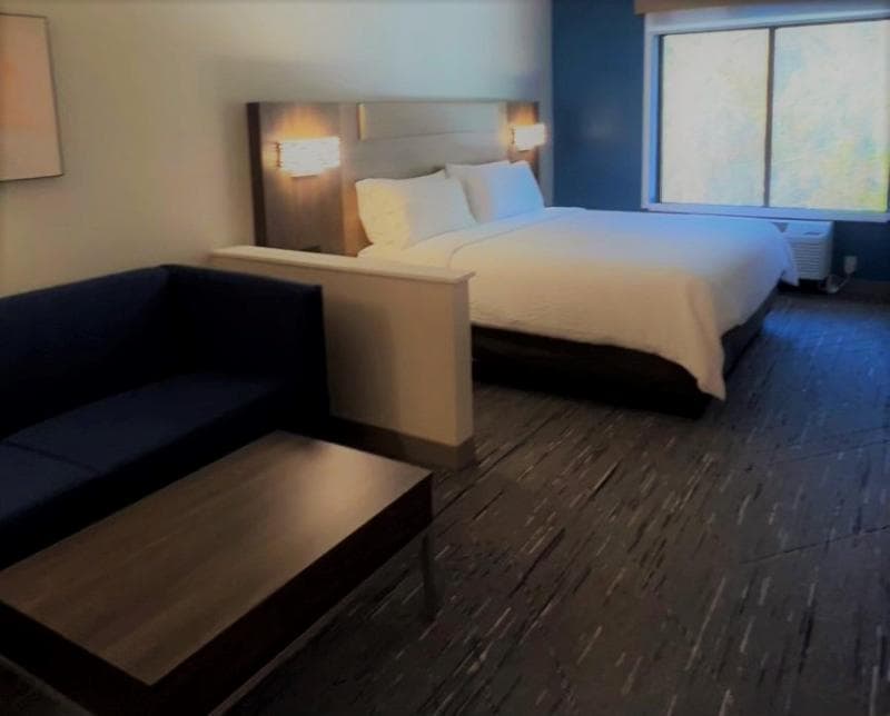 Holiday Inn Express Savannah S I95 - Richmond Hill photo 1