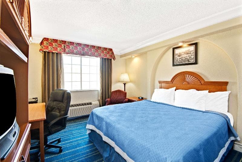 Days Inn By Wyndham San Antonio Airport 4