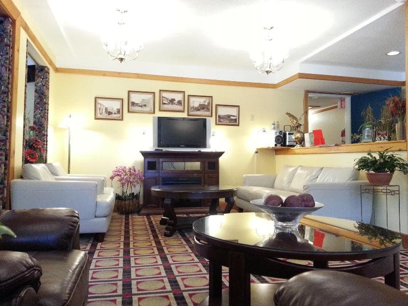 Granite Town Hotel photo 1