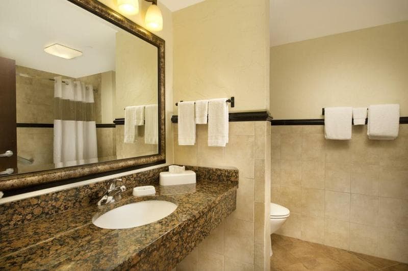 Drury Inn & Suites Near La Cantera Pkwy 5