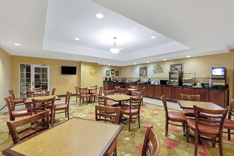 La Quinta Inn & Suites by Wyndham Stillwater-University Area 3