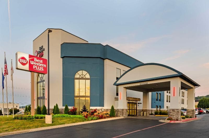 Best Western Plus Harrisonburg 5