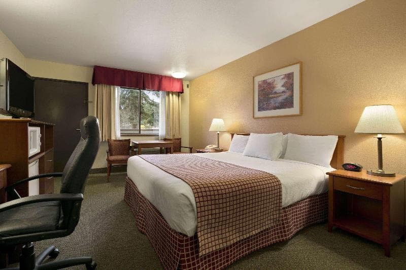 Baymont by Wyndham Seattle/Kirkland 3