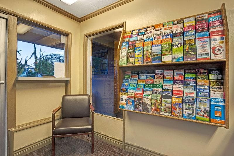 Travelodge by Wyndham Everett City Center 3