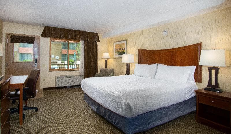 Holiday Inn Steamboat Springs 4
