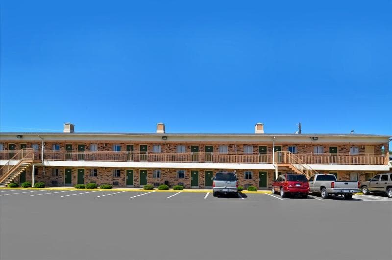 Americas Best Value Inn Crosstimbers 4