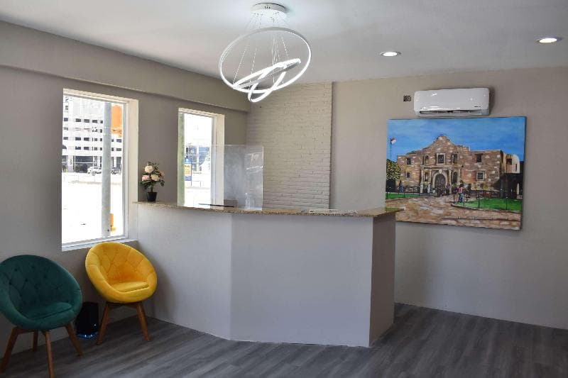 Days Inn by Wyndham San Antonio Alamo/Riverwalk 3
