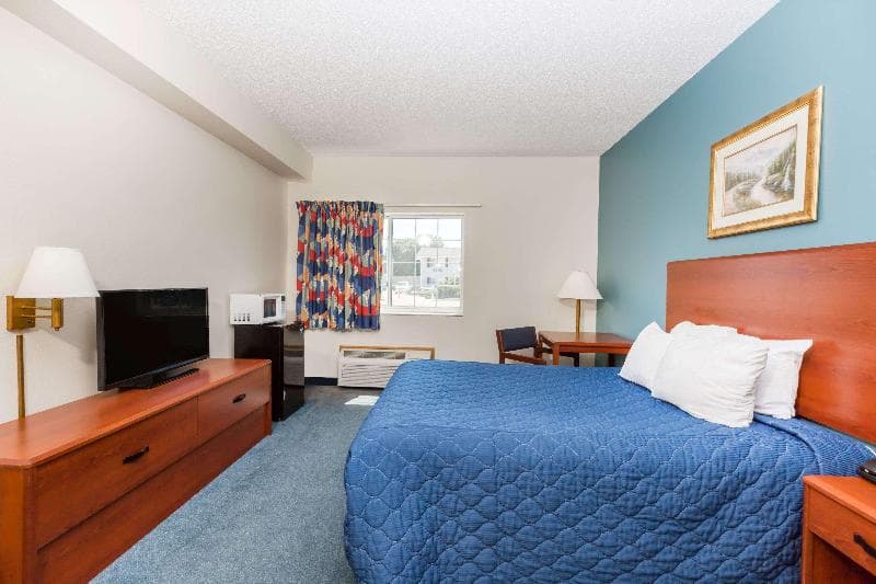 Days Inn By Wyndham Hotel Spencer Ia 4