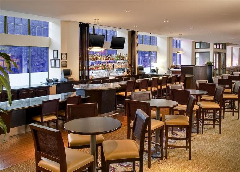Sheraton Grand Sacramento Hotel 3