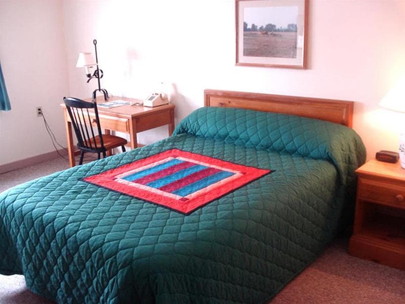 Inn At Amish Acres 3