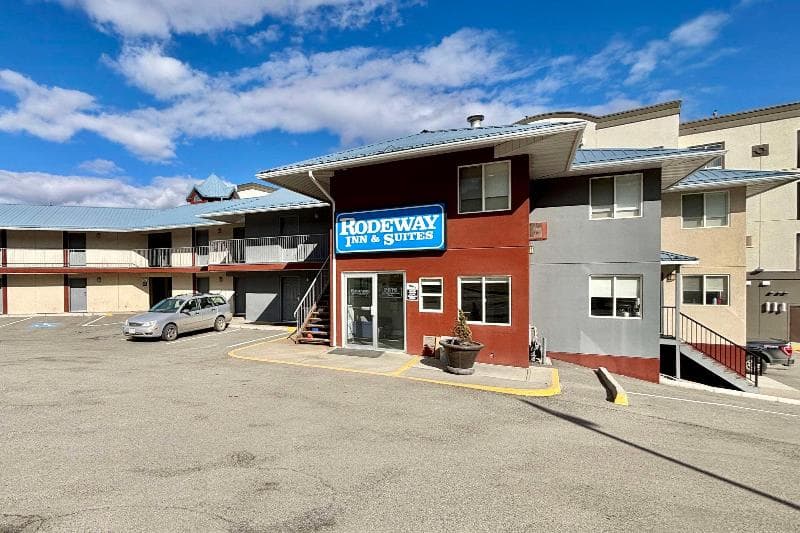 Rodeway Inn & Suites 5