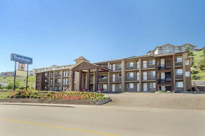 Travelodge by Wyndham Kamloops Mountview 2