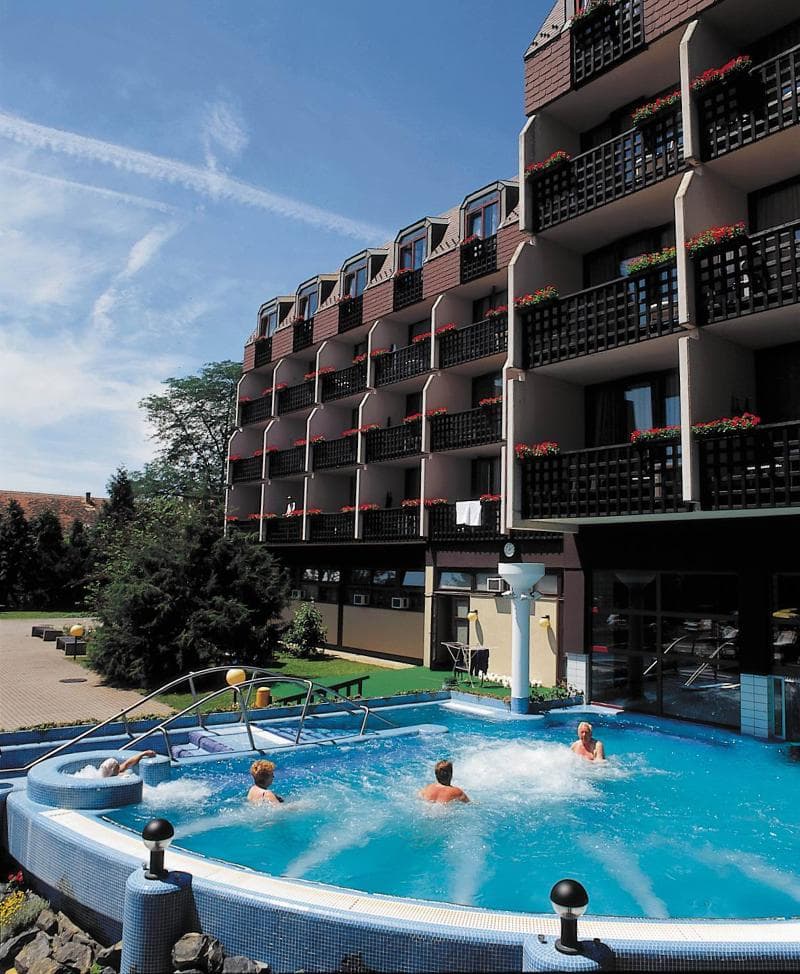 Ensana Thermal Sarvar photo 1