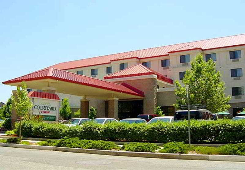 Courtyard By Marriott Sacramento Midtown 2
