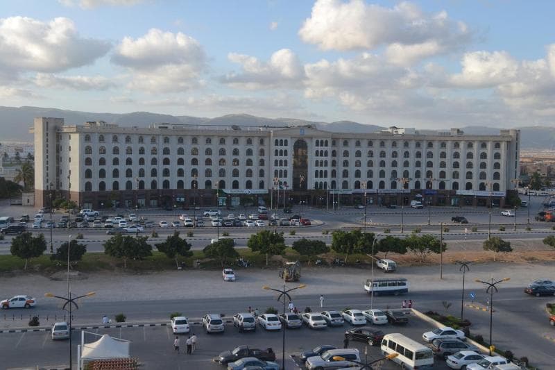 Hamdan Plaza 1