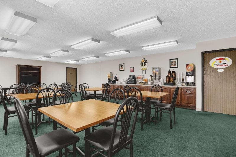 Super 8 By Wyndham Washington 3