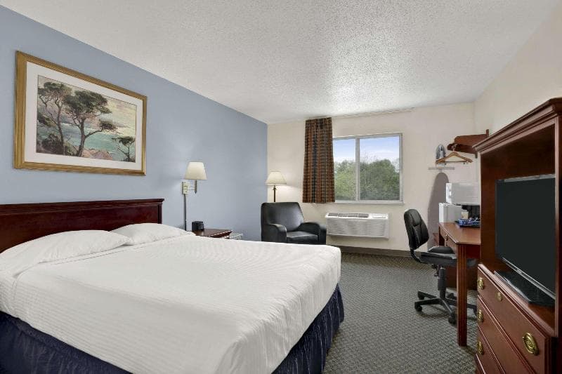 Super 8 By Wyndham Washington 5