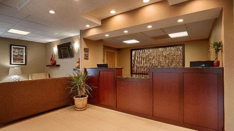 Best Western Springfield West Inn 4