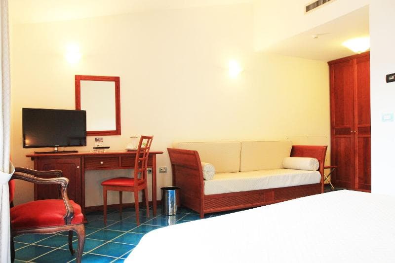 Hotel Pisacane 5