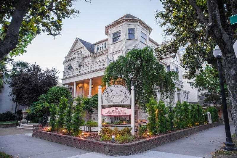 The Sterling Hotel 2