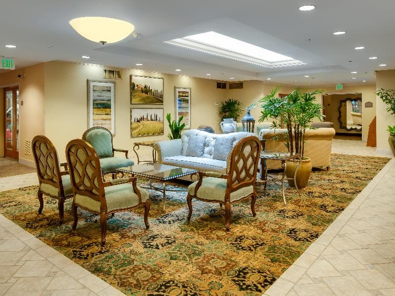 Mediterranean Inn 5