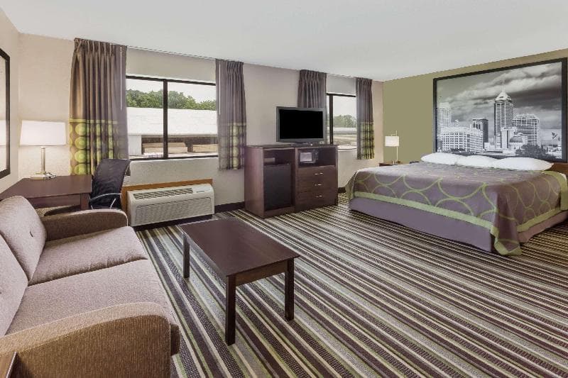 Super 8 By Wyndham Plymouth 4