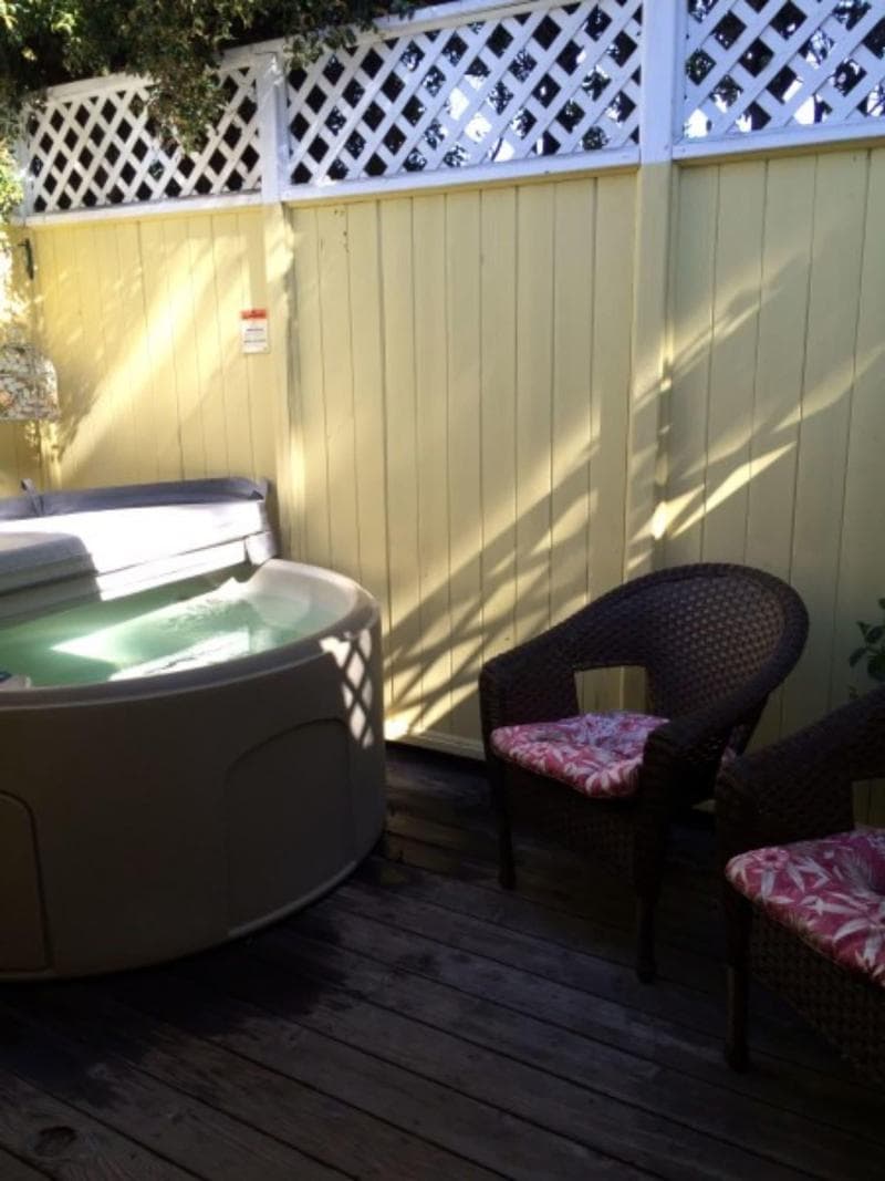 Secret Garden Inn photo 1