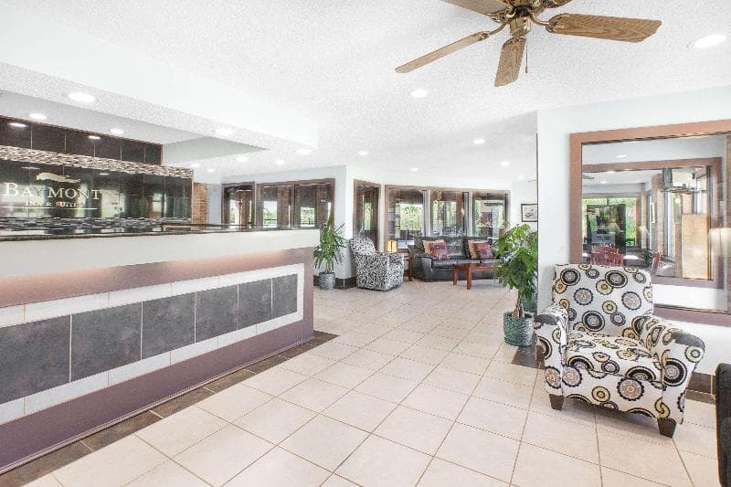Baymont By Wyndham Port Huron 5