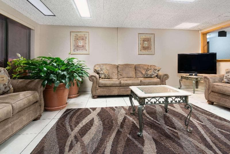 Days Inn By Wyndham St. Cloud 4