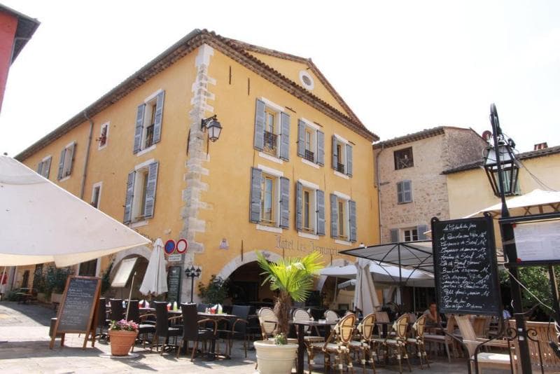 Hotel Les Armoiries 4