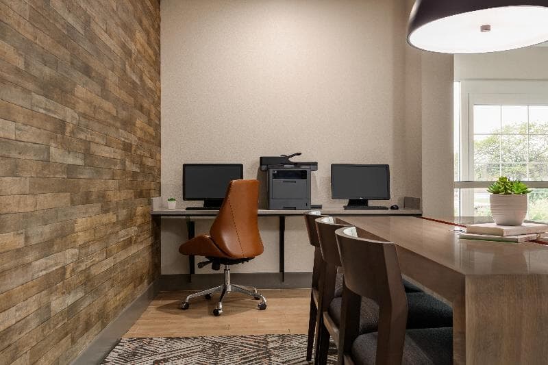 Candlewood Suites Springfield main