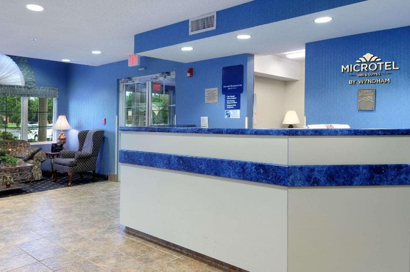 Microtel Inn & Suites by Wyndham Bossier City 2
