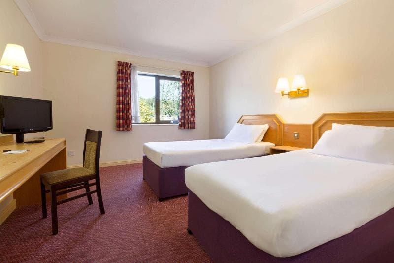 Days Inn by Wyndham Southampton Rownhams 3
