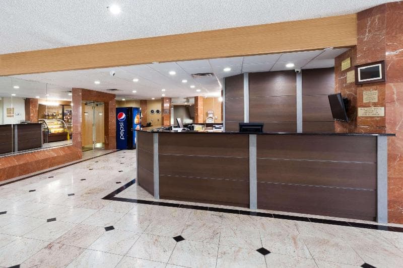 Ramada by Wyndham Newburgh/West Point 4