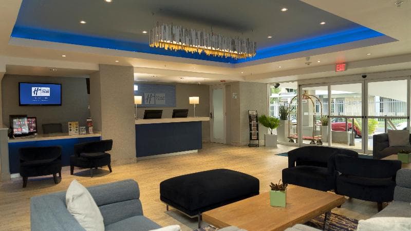 Holiday Inn Express San Juan 3