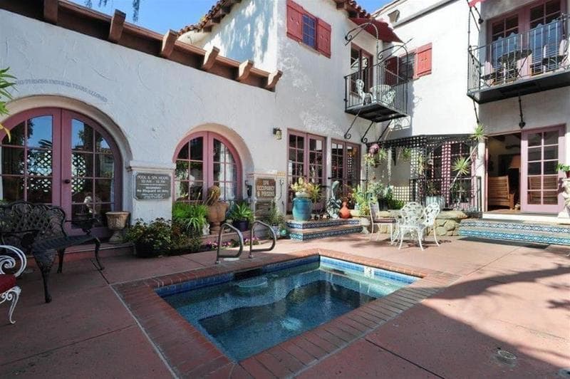 Villa Rosa Inn 2