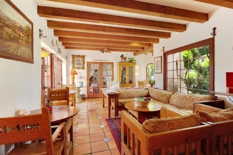 Villa Rosa Inn 3